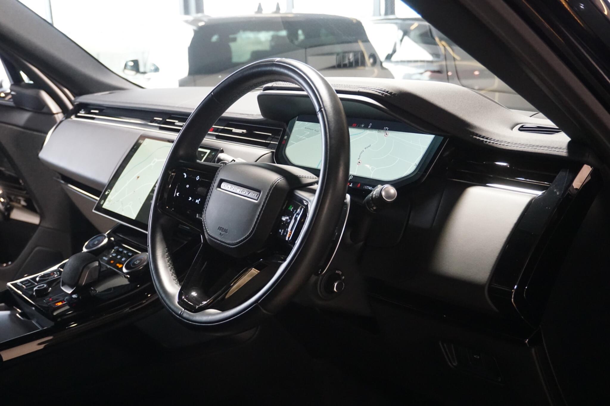 Land Rover Range Rover Sport 3.0 D300 MHEV Dynamic SE SUV 5dr Diesel Auto 4WD Euro 6 (s/s) (300 ps)